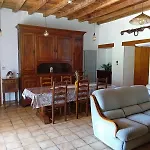 Bel De Plein Pied Avec Jardin Privé Appartamento Moncayolle-Larrory-Mendibieu